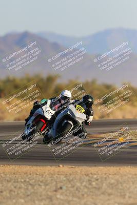 media/Dec-09-2023-SoCal Trackdays (Sat) [[76a8ac2686]]/Turn 15 Set 1 (230pm)/